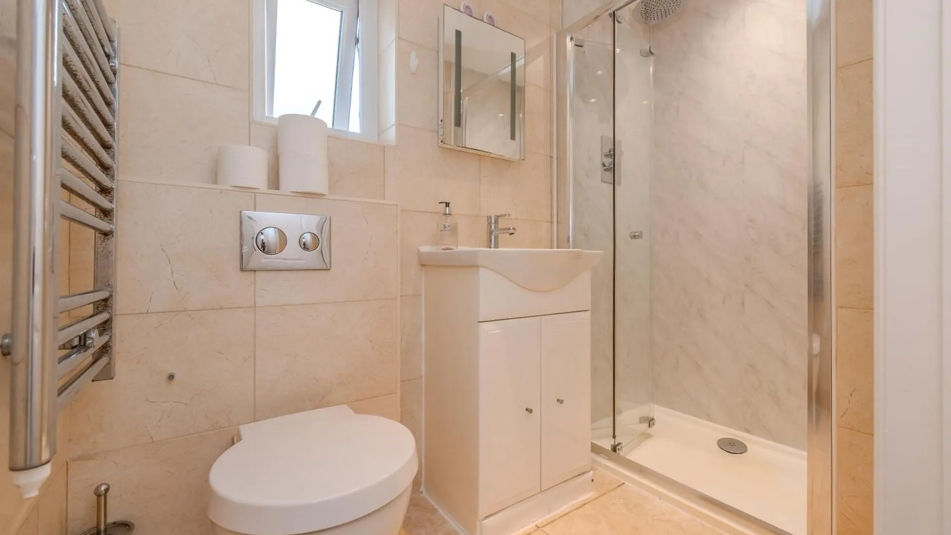 Serene 2-Bedroom L Perfect For A Quiet, Relaxing Stay Brighton Apartment