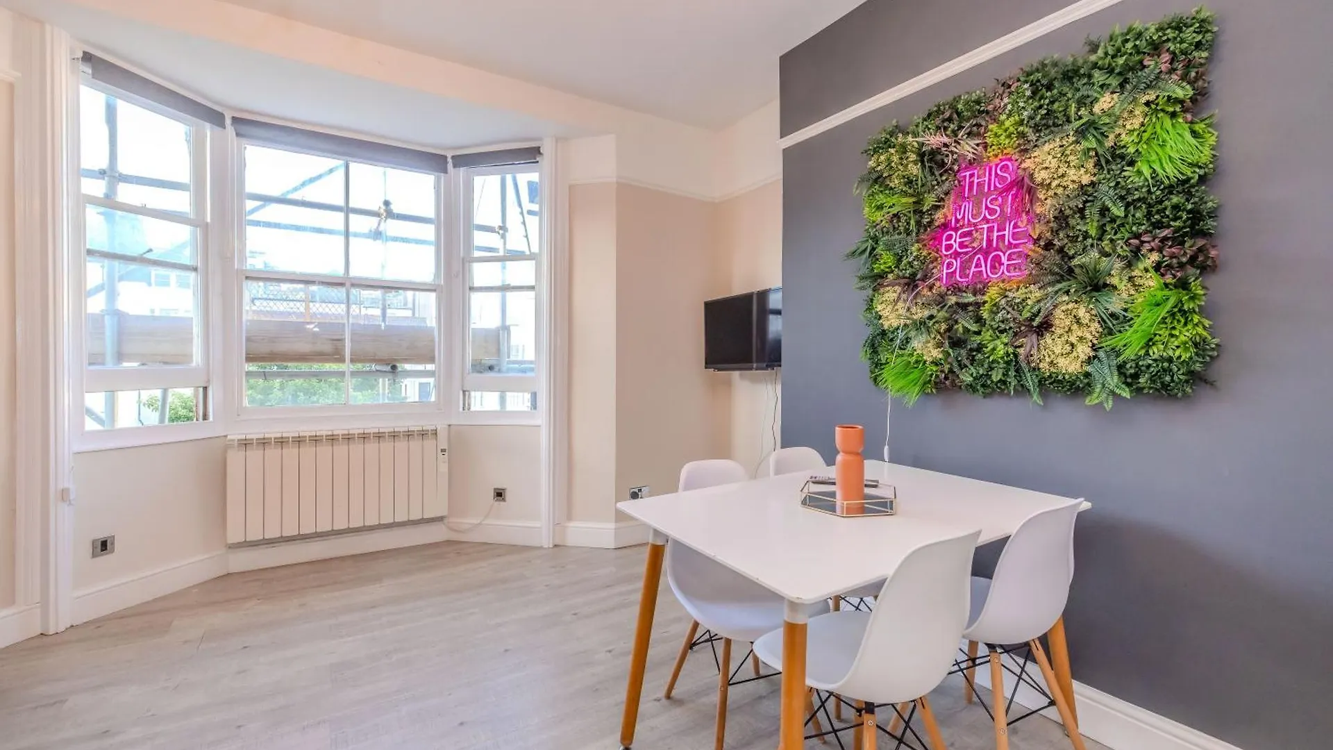 Serene 2-Bedroom L Perfect For A Quiet, Relaxing Stay Brighton